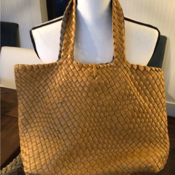 Woven Tan Tote Bag - Picture 2 of 10